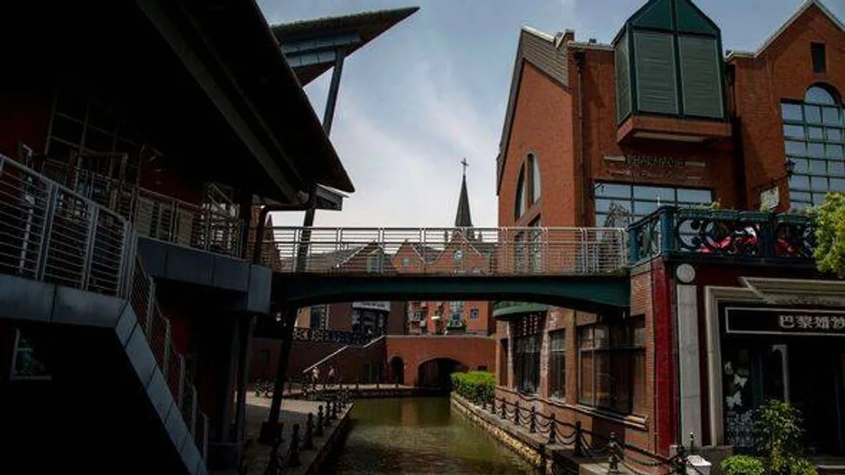 £530m British-style town built near Shanghai is 'amazing', says YouTuber