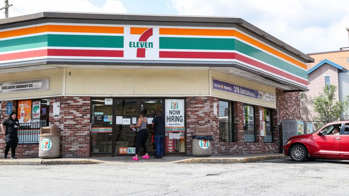 7-Eleven Closes 645 US Stores with 75% Off Sale
