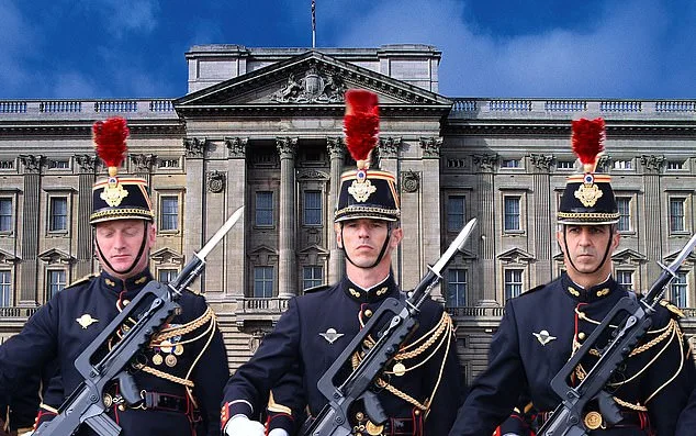 French Soldiers to Guard Buckingham Palace for First Time in History