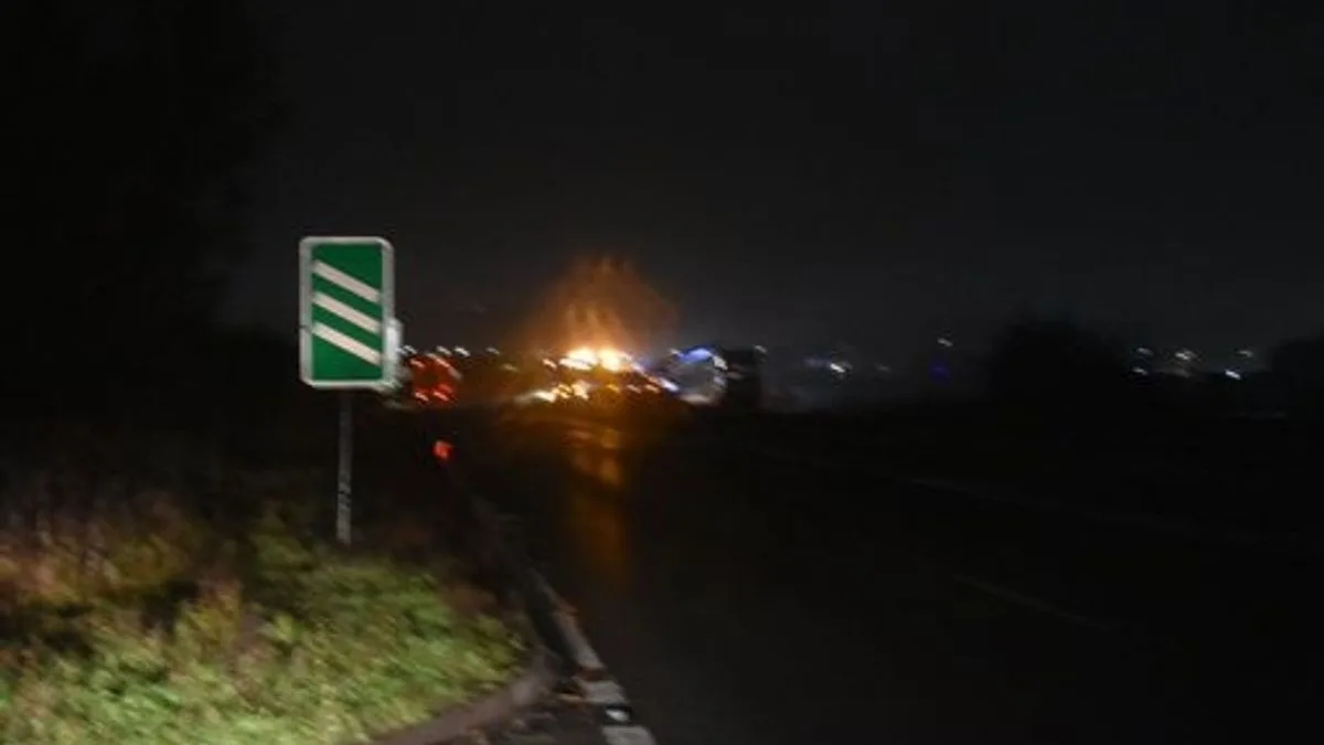 A1 Crash Closes Lincolnshire Dual Carriageway, Diversions in Place