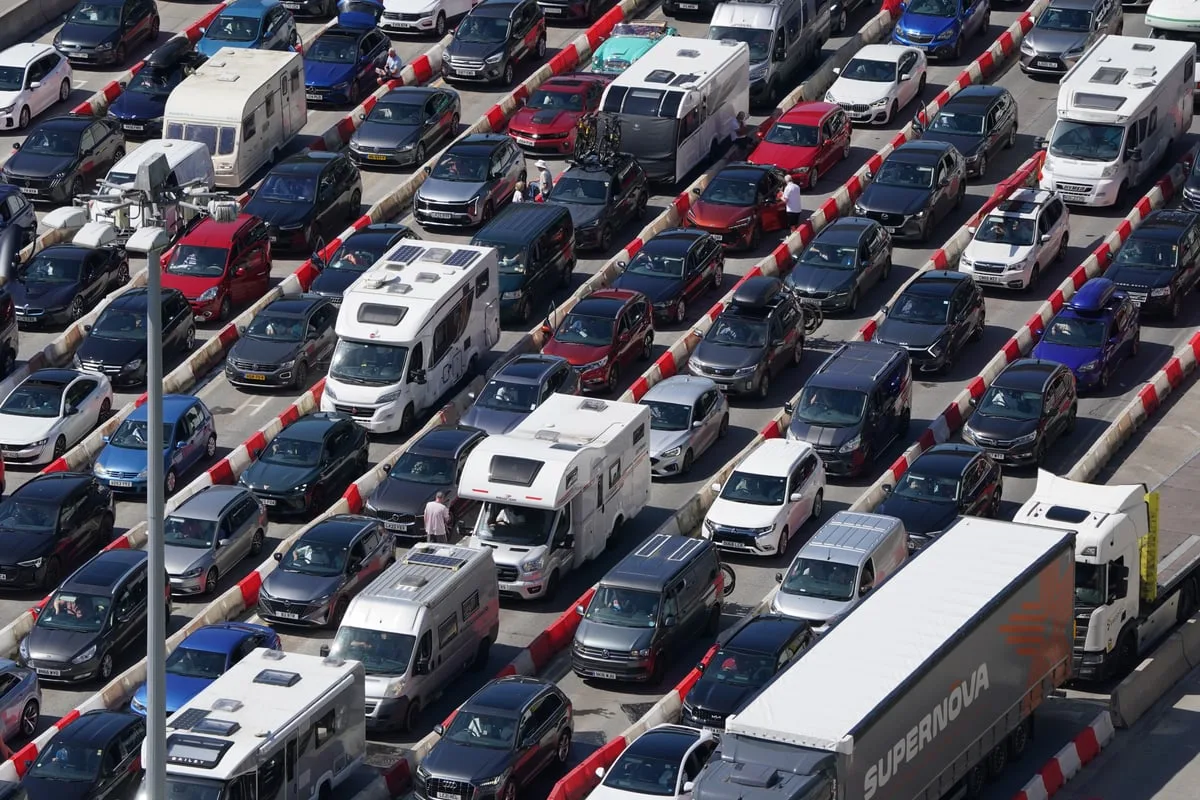 AA Warns of Melting Roads and Tyre Blowouts in UK Heatwave
