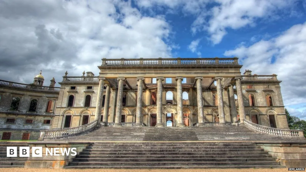 England's Abandoned Mansions: Stories of Decay and Nostalgia
