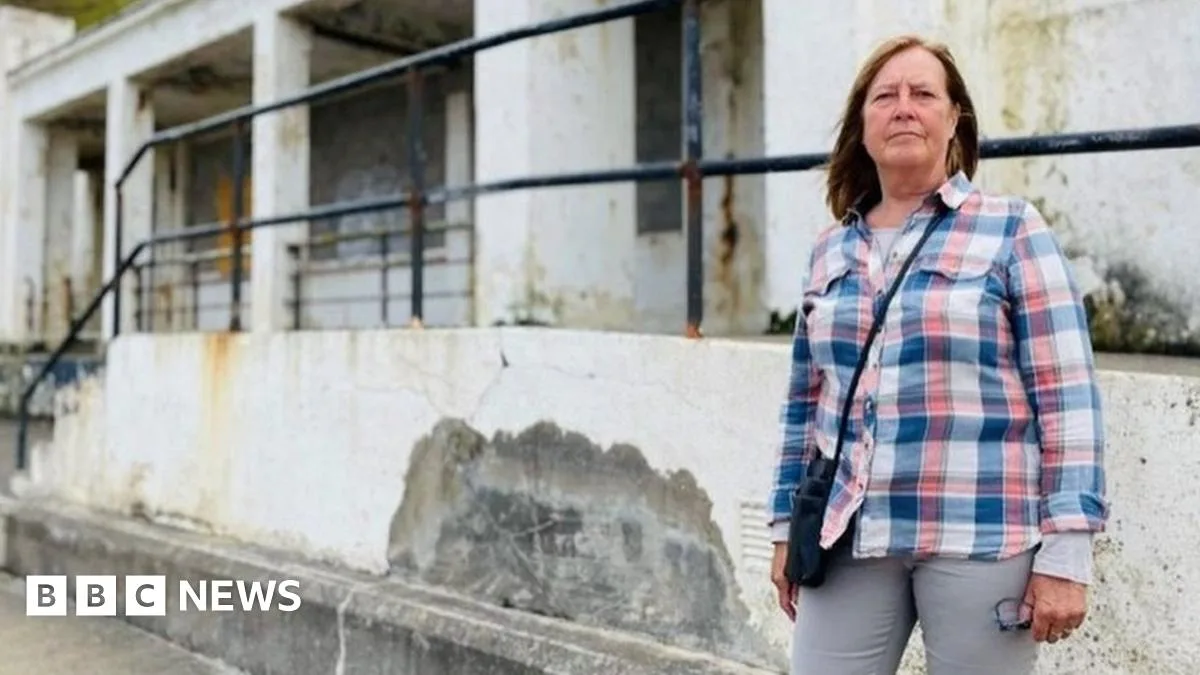 Decaying Tarlair Art Deco lido building to be restored