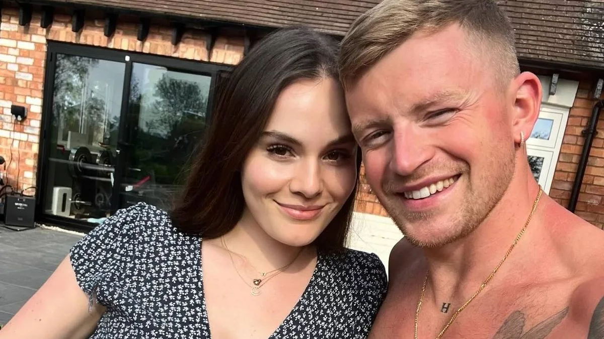 Adam Peaty and Holly Ramsay Fly to Romania for Swimming Competition After Honeymoon