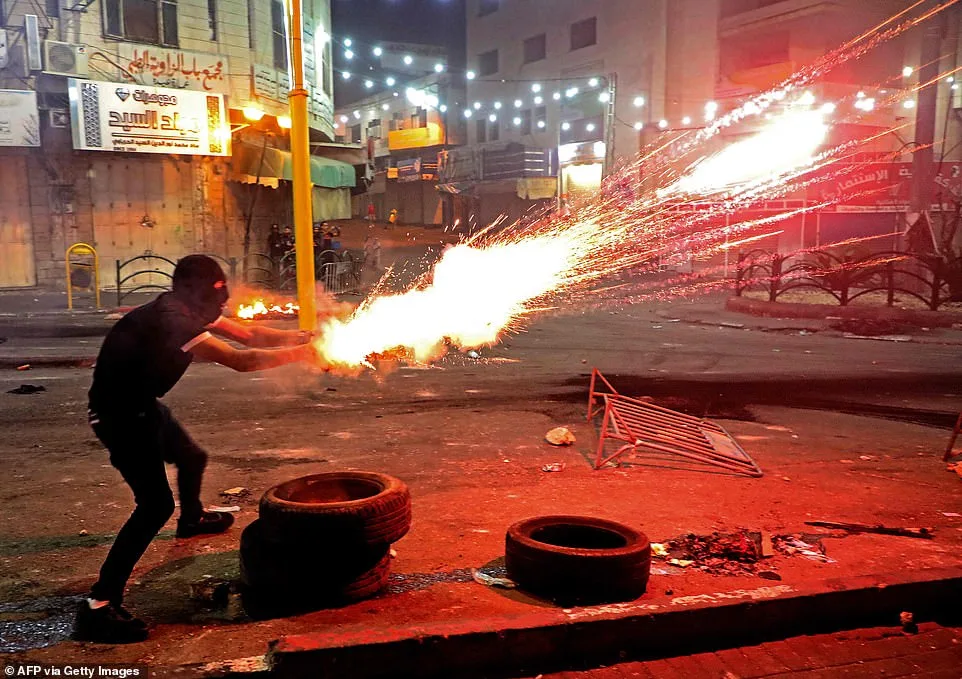 Netanyahu Vows Unrelenting Bombardments to Crush Hamas as Gaza Death Toll Exceeds 130