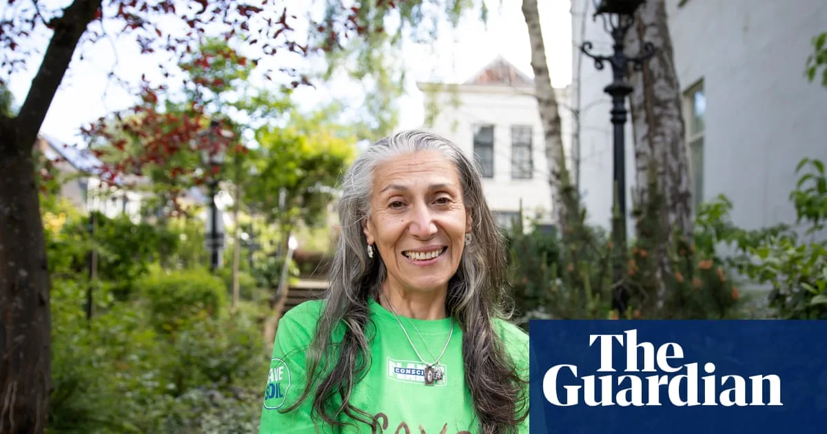 After 60 She Dedicated Herself To Saving Soil And Adventure