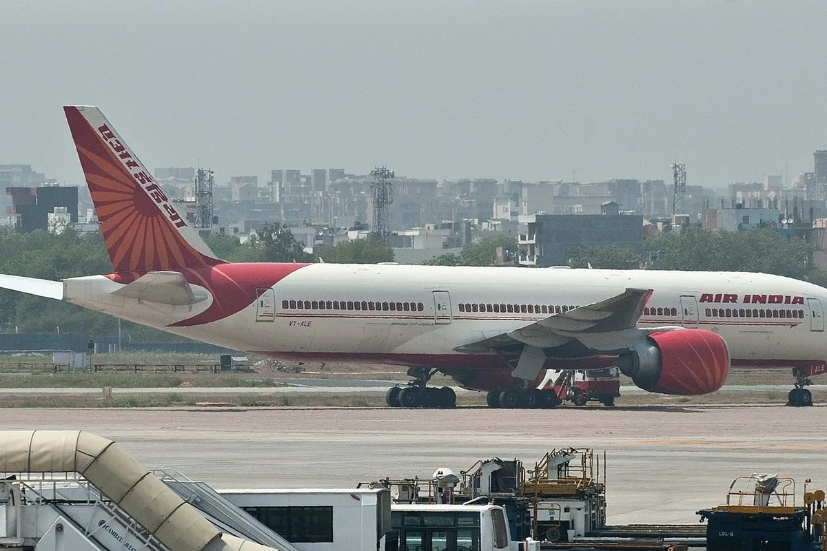 Air India Grounds Boeing 787 After Heathrow Fuel Switch Issue