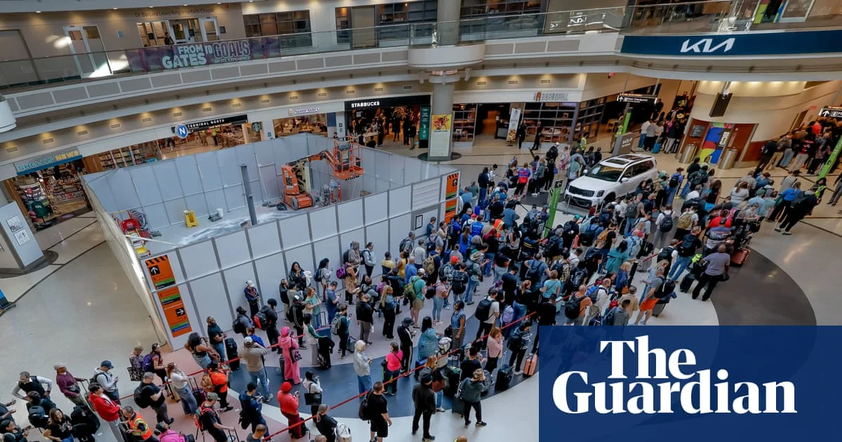 Airport Chaos Persists as TSA Staff Crisis Deepens