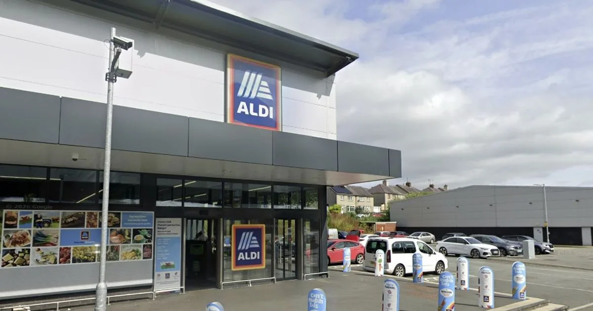 Aldi brings back popular £11.99 Godfather steak for Father's Day