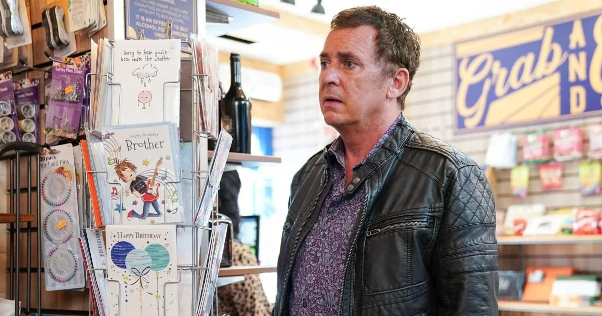 Alfie Moon's Drunken Secret Rocks EastEnders