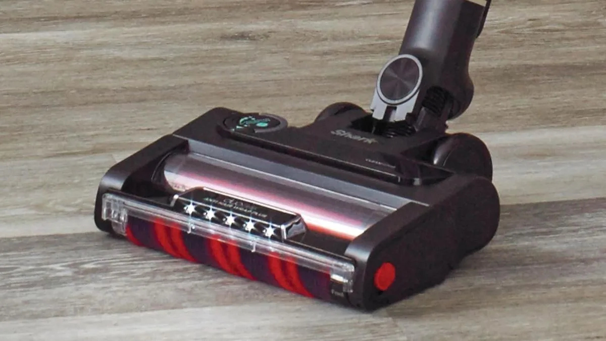 Amazon Slashes Shark Stratos Cordless Vacuum By £210