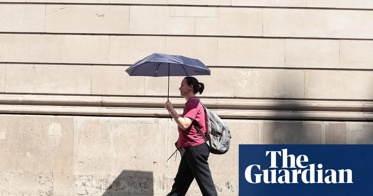 Amber Heat Alert Issued For Parts Of UK