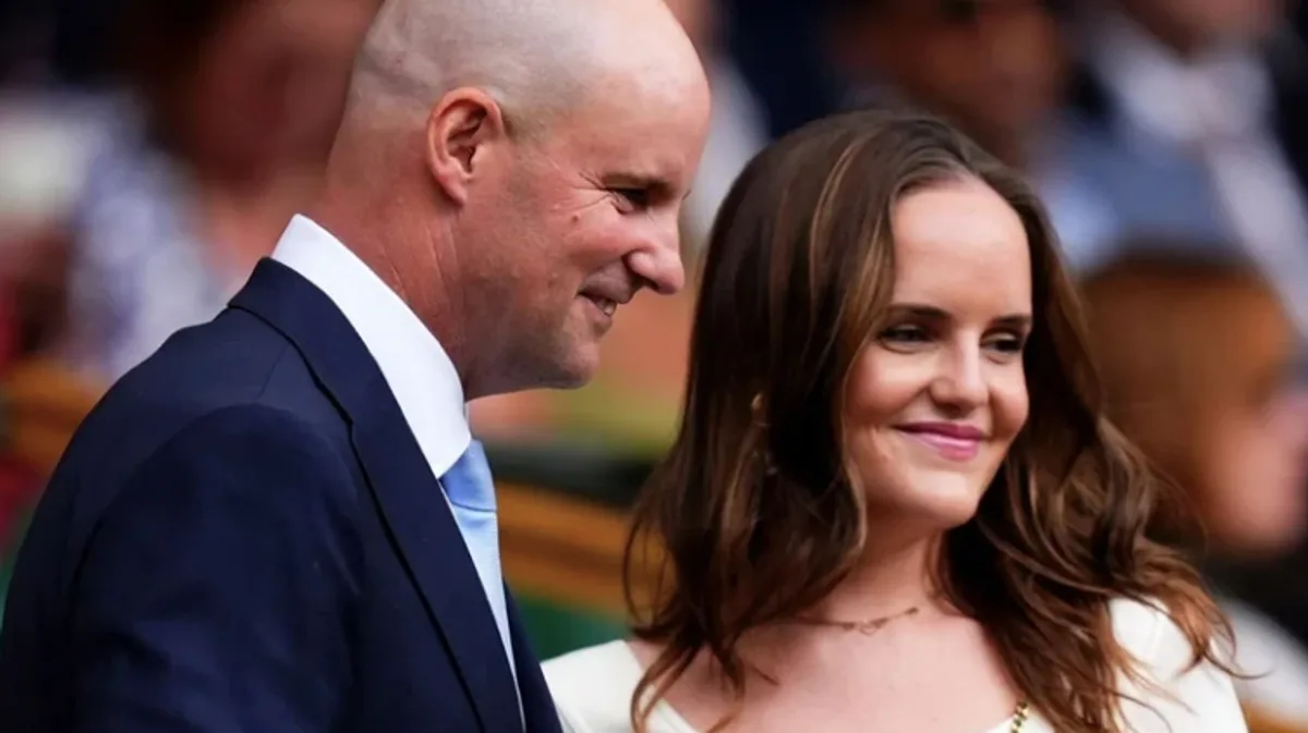 Andrew Strauss to Marry Fiancée Seven Years After Wife's Death