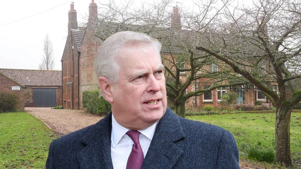 Andrew's Royal Perks in Ramshackle Marsh Farm Home