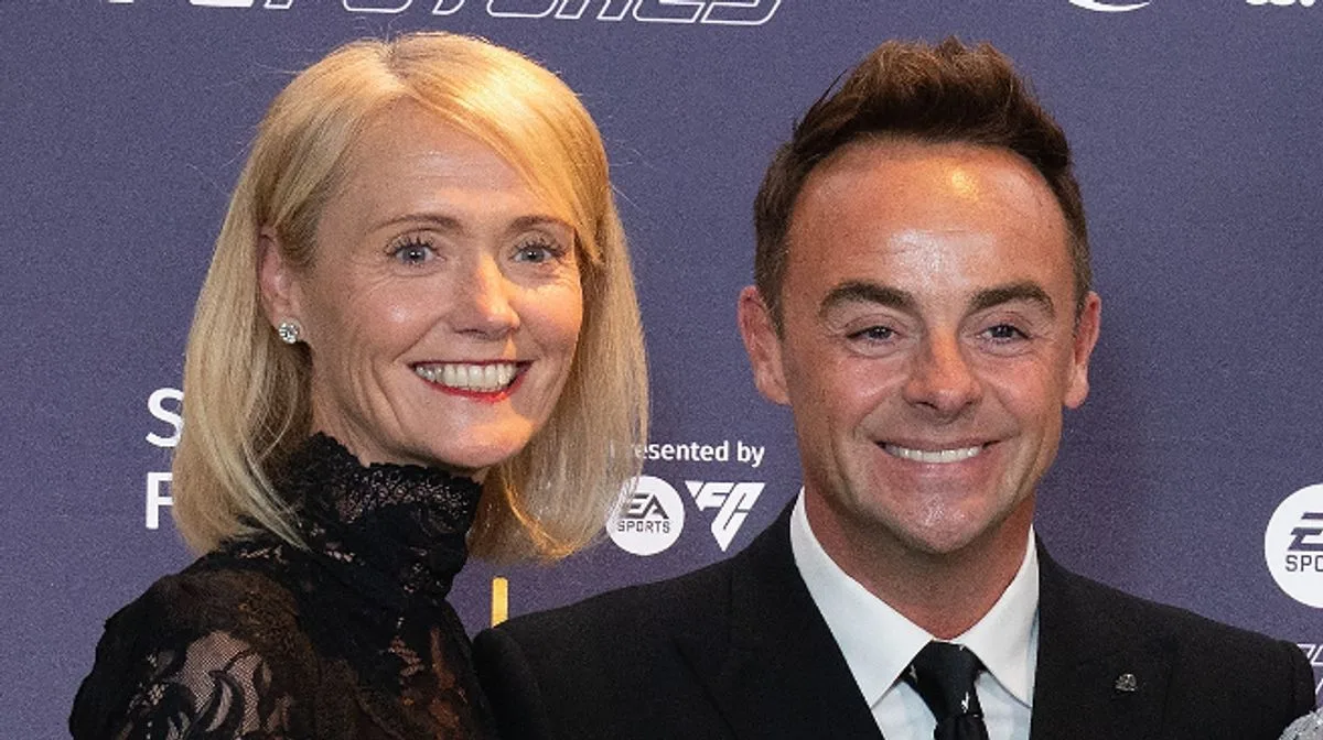 Ant McPartlin's Wife Anne-Marie Stuns in Lace Dress with New Bob Hairstyle