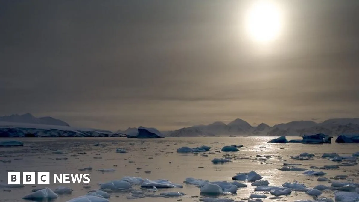 West Antarctic Ice Shelf Melt 'Unavoidable' Despite Emission Cuts, Study Warns