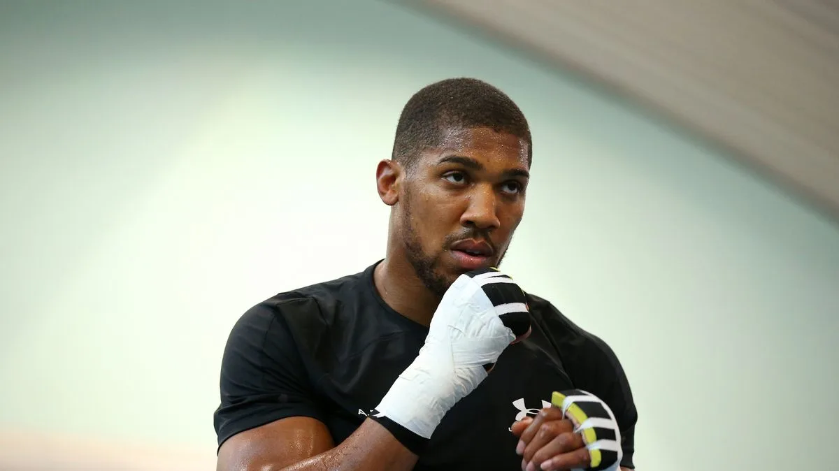 Anthony Joshua Returns to UK After Fatal Crash That Killed Two Friends
