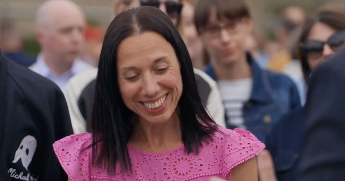 Antiques Roadshow Guest Stunned by £20,000 Phantom Mask