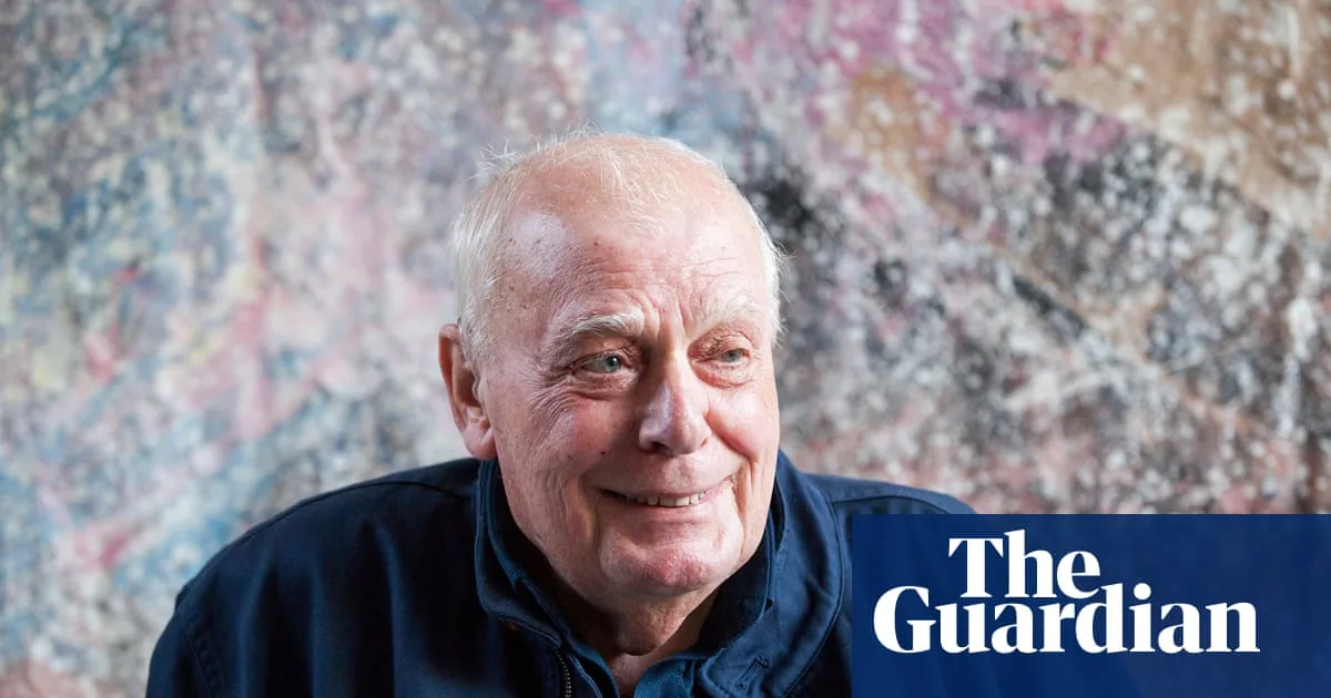 António Lobo Antunes, Portuguese novelist who chronicled dictatorship and war, dies aged 83