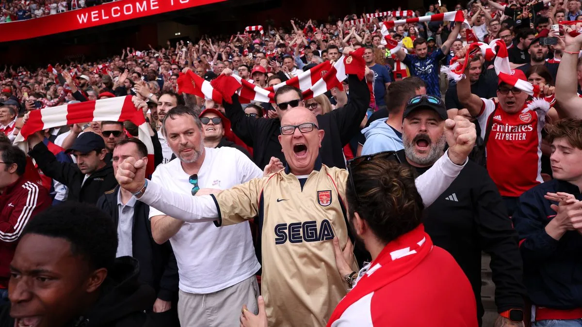 Arsenal Charge £130,000 for Box Ahead of Potential Title Decider