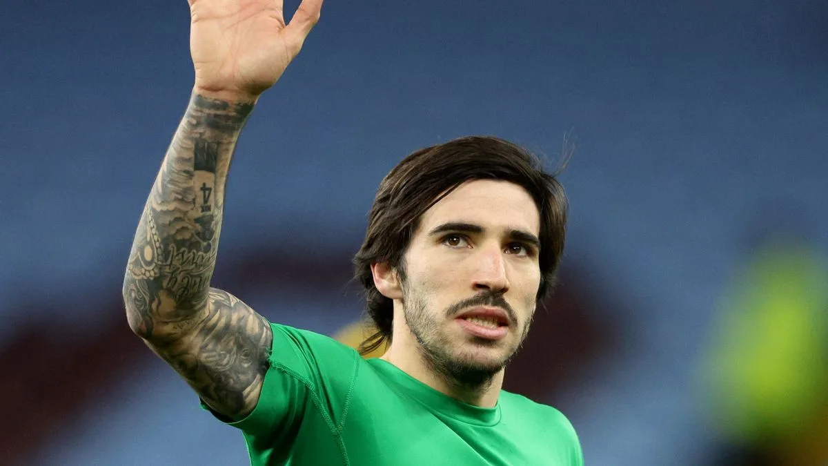Arsenal Lead Race for Sandro Tonali Transfer