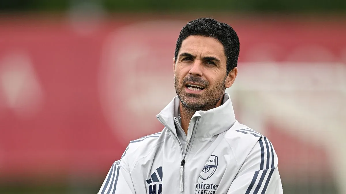 Arsenal Eye Piero Hincapie as Kiwior Exit Talks Continue