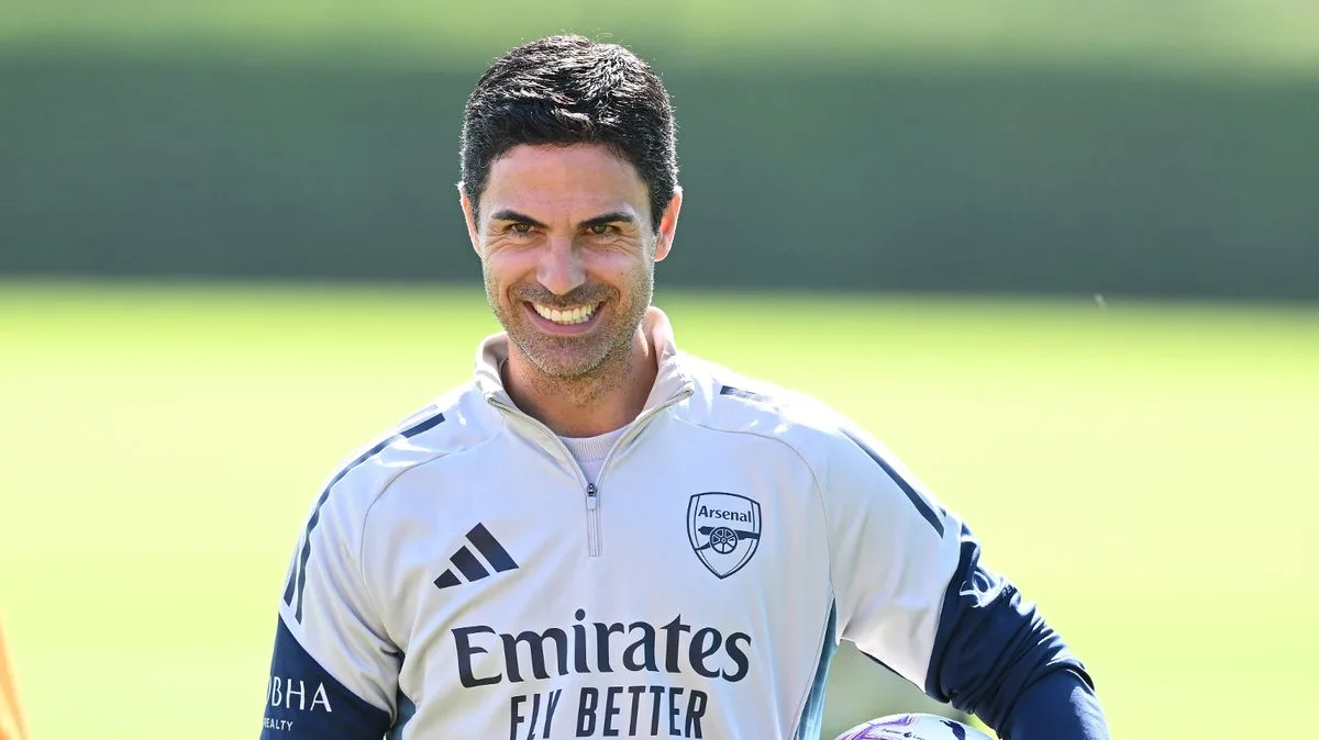 Arsenal Close In On Hincapie As Deadline Day Deals Take Shape