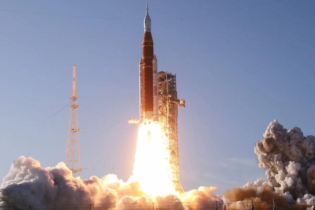 Artemis II Crew Faces Toilet Malfunction Hours After Launch