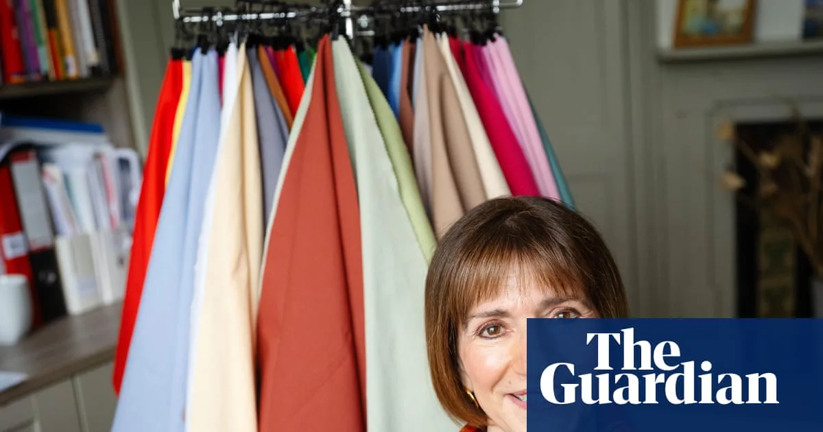 At 72, Isabel Walker Launches Colour Analysis Career