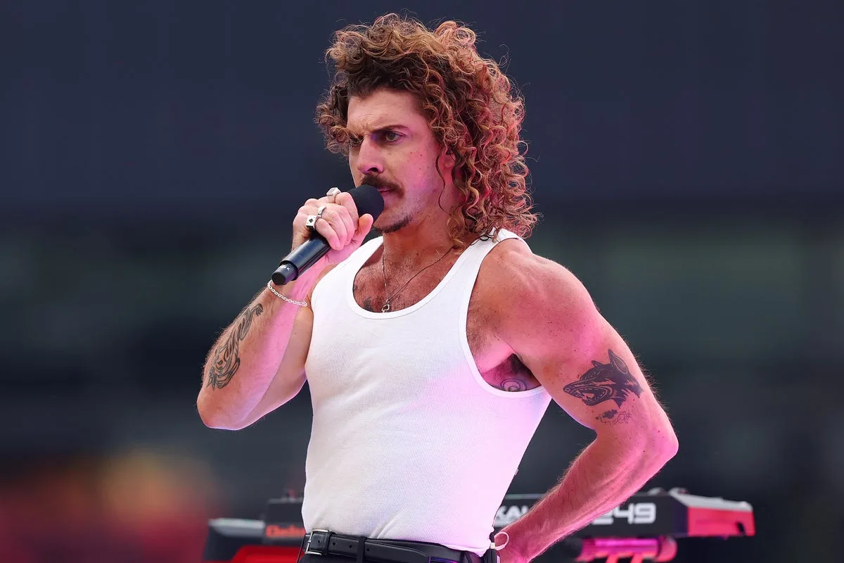 Australian Musician Keli Holiday Denied US Entry After Girlfriend’s Trump Post