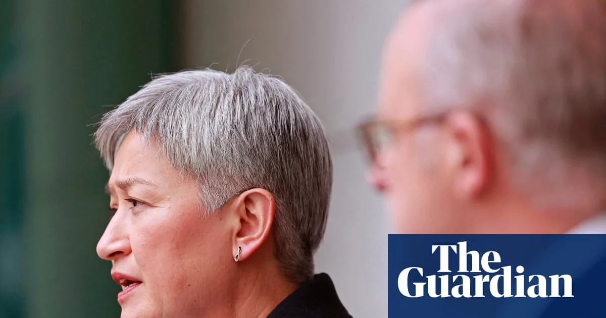 Australia Backs Iran Strikes Despite Legal Experts' Criticism