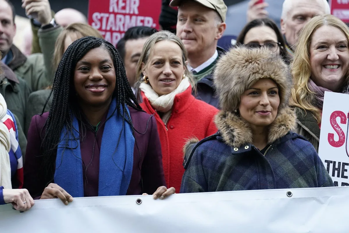 Badenoch Rebukes Patel Over Immigration Figures