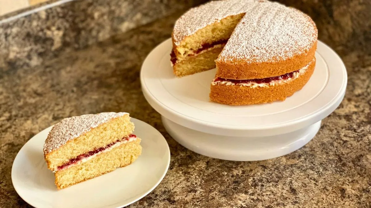 Mary Berry's Cold Butter Trick Transforms Victoria Sponge Cake