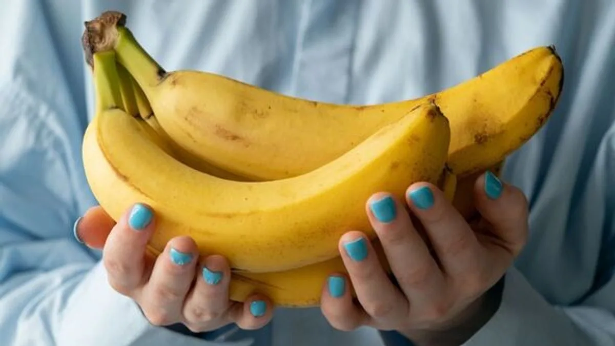 Simple storage tip keeps bananas yellow and ripe for 10 days