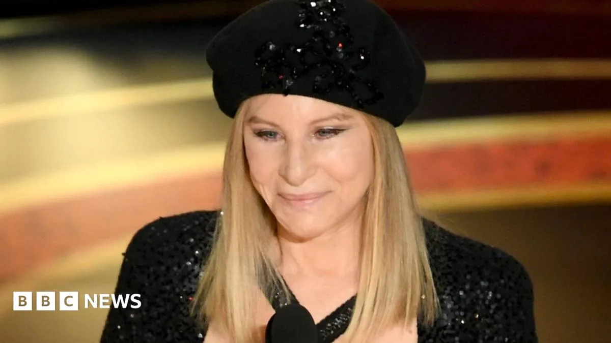 Barbra Streisand Apologises for Michael Jackson Abuse Remarks