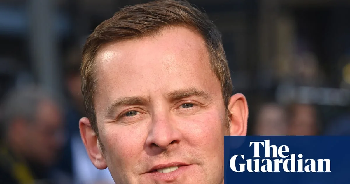 BBC apologises for failing to investigate Scott Mills allegations