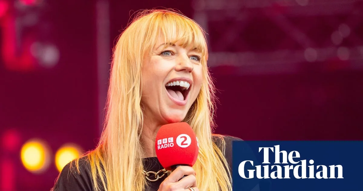 Sara Cox to Replace Scott Mills on BBC Radio 2 Breakfast Show