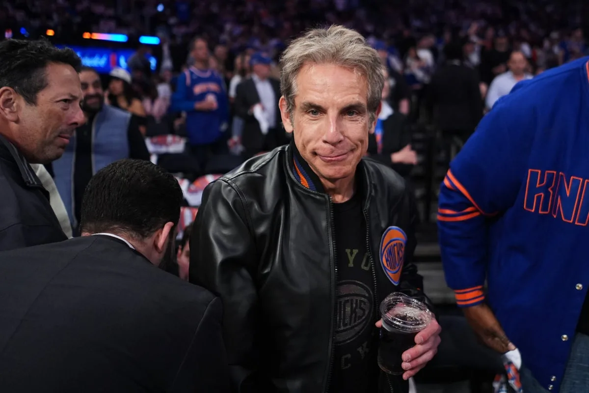 Ben Stiller Offers Photo to Knicks Coach's Wife