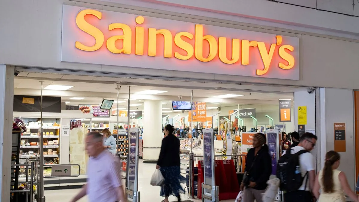Sainsbury's £25 'Excellent Spring Jacket' Gets Rave Reviews