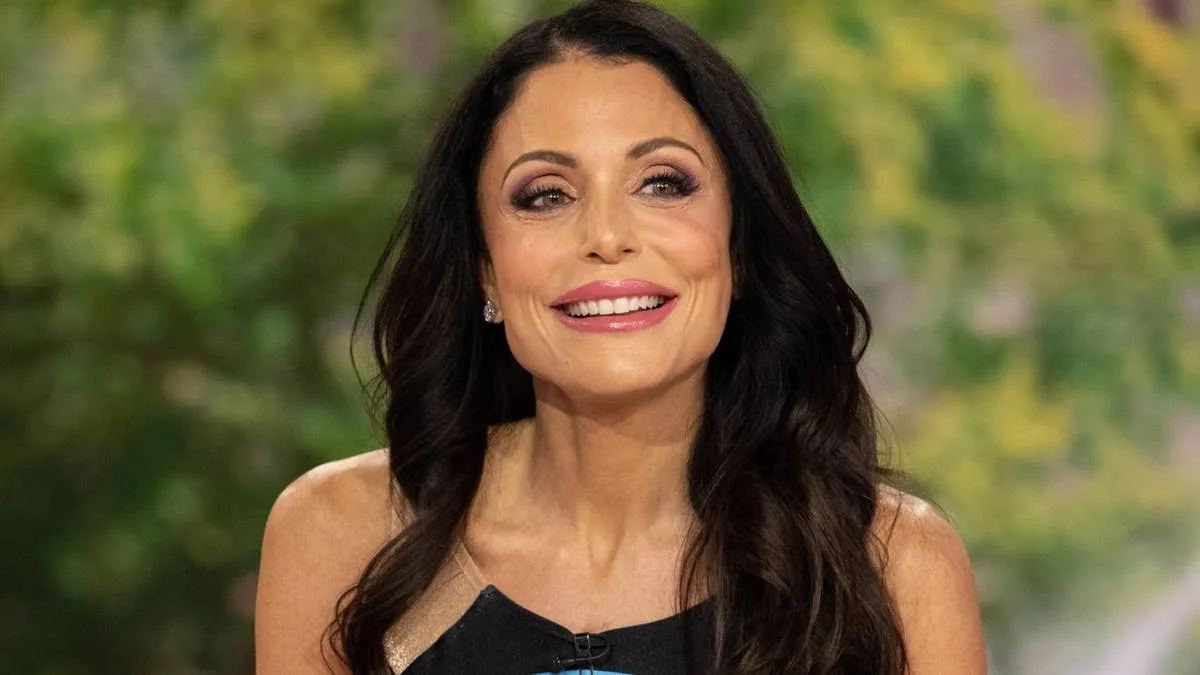 Bethenny Frankel channels Michelle Pfeiffer's Scarface look for 55th birthday bash in Miami