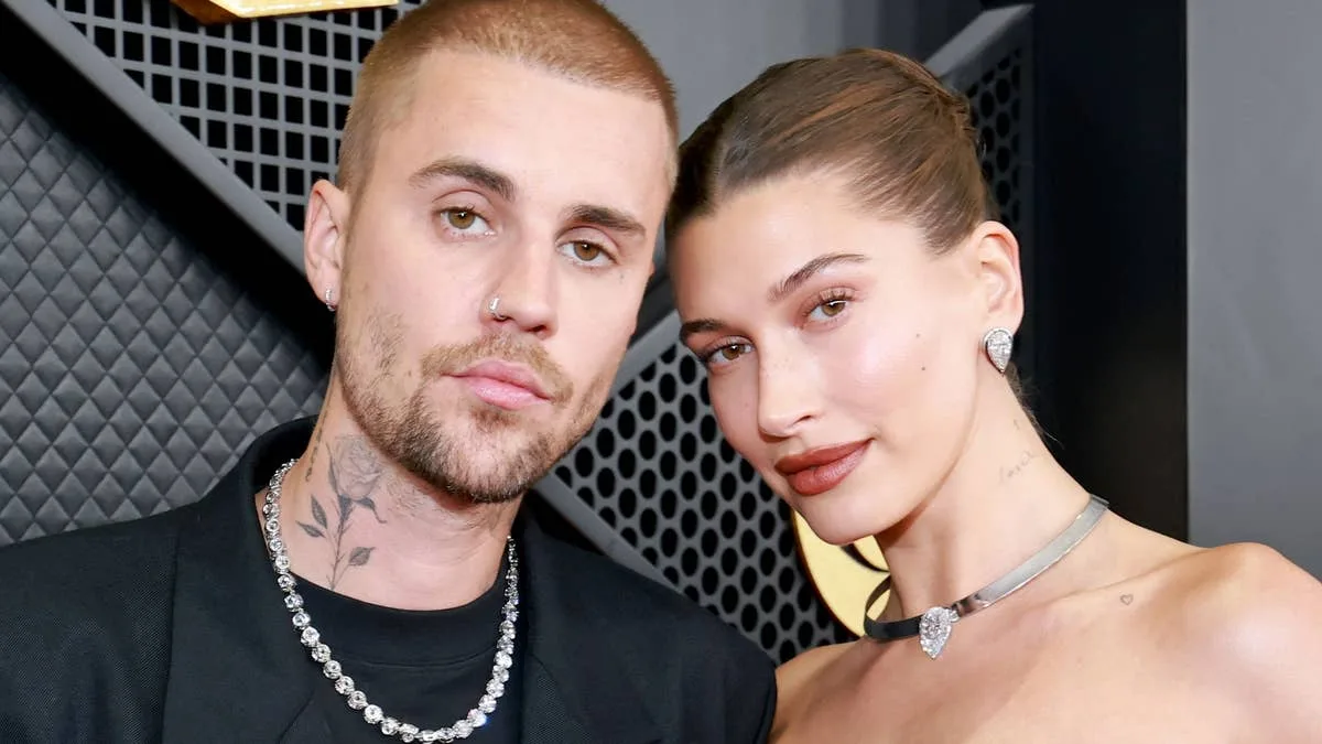 Justin Bieber debuts back tattoo tribute to Hailey at Grammys