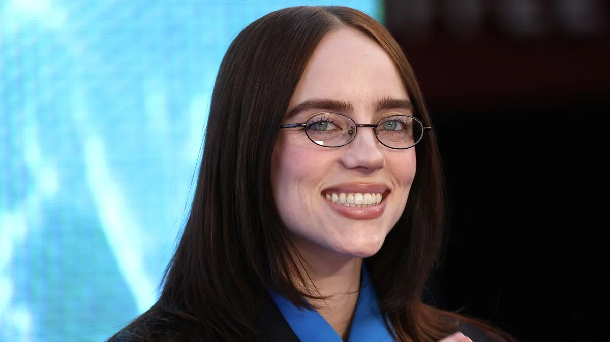 Billie Eilish Tells LGBTQ+ Fans to 'Stay Strong' in Heartfelt Message