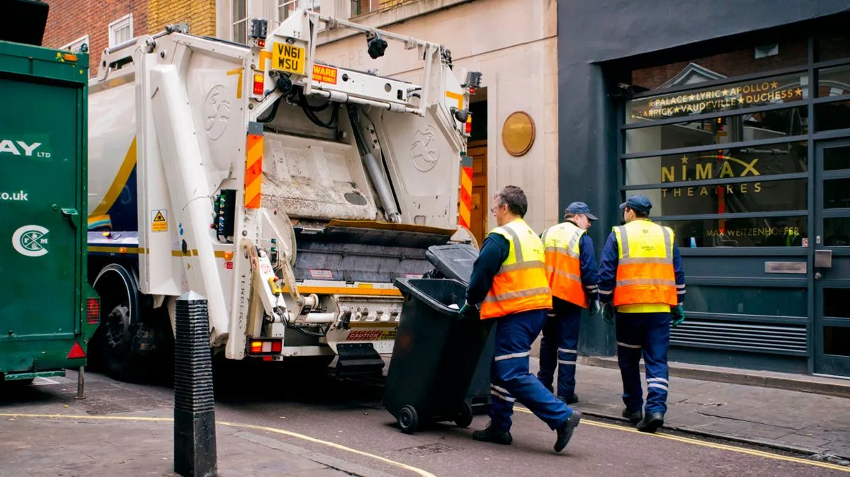 Binfluencer Explains Why Extra Rubbish Bags Are Often Left Behind