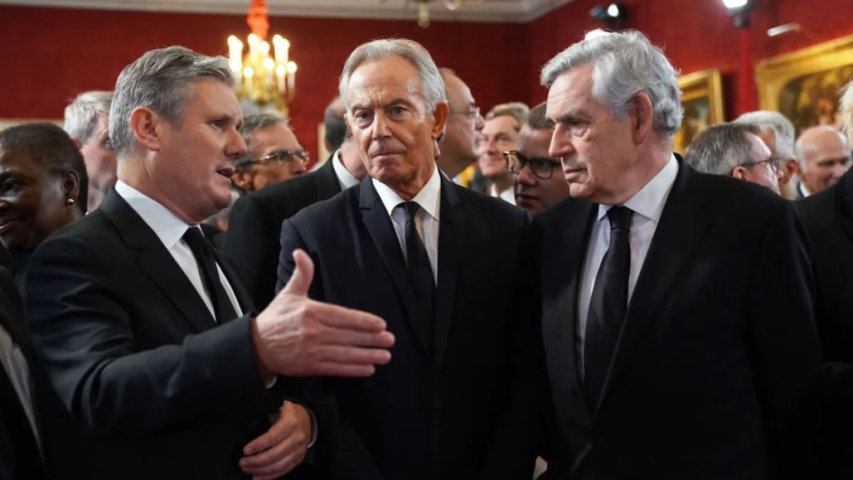 Blair Warns Labour Risks UK 'Relegation' Under Starmer