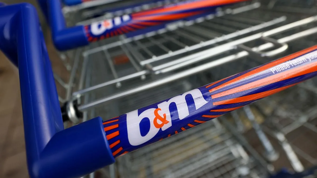 B&M's £25 Duvet Set Praised as 'Luxury' Alternative to John Lewis' £70 Version