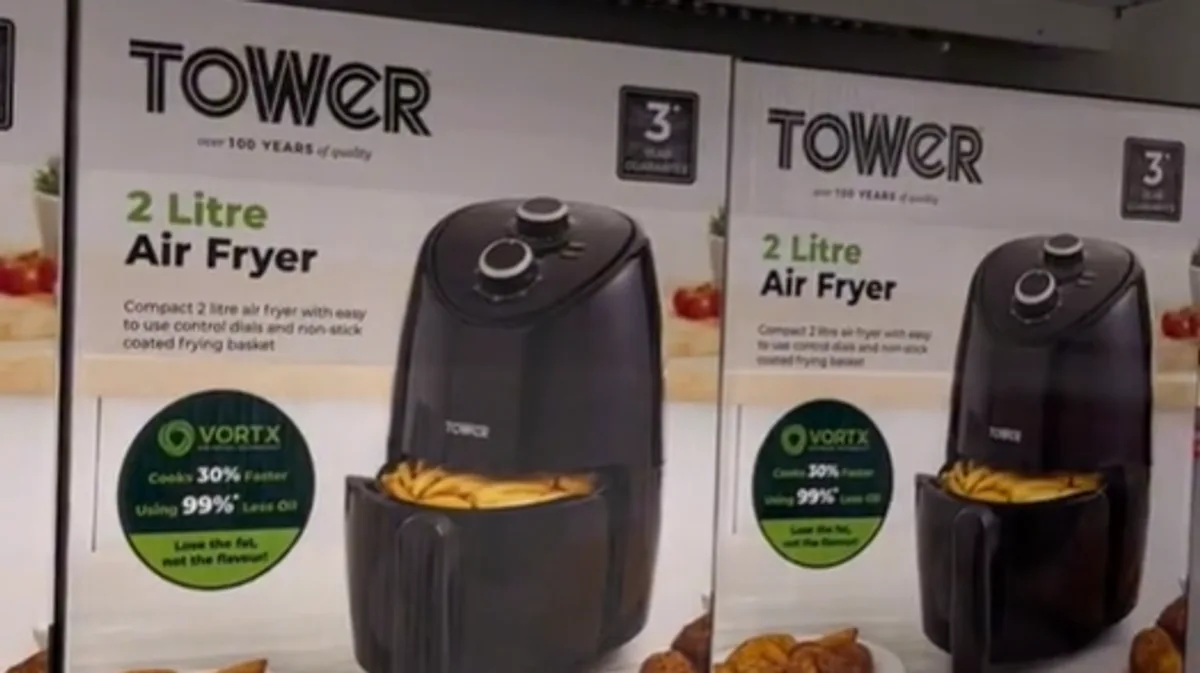 B&M Slashes Tower Digital Air Fryer to £25