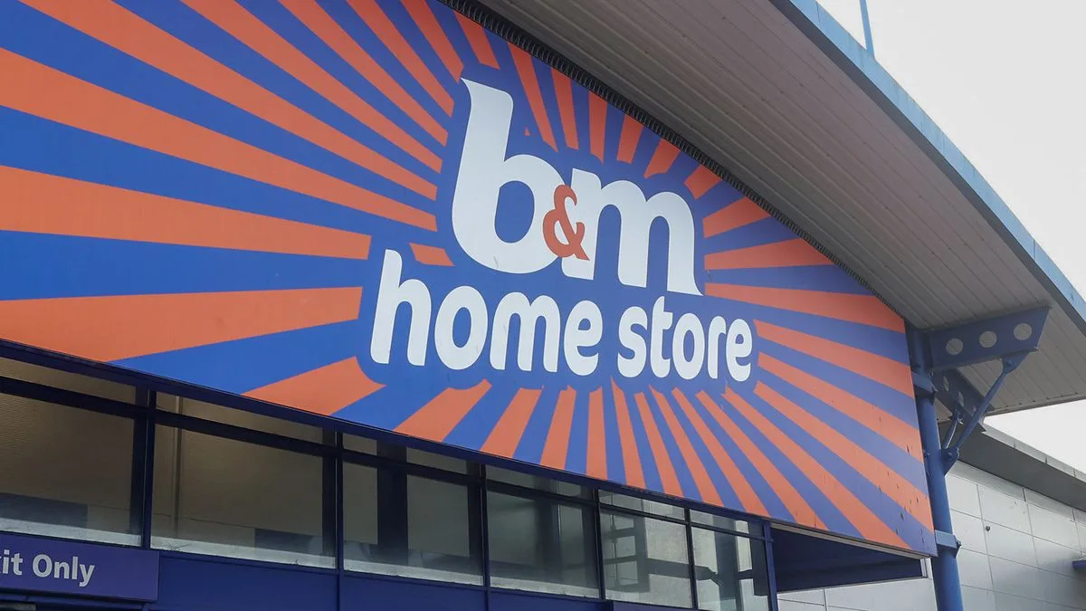 B&M's £50 XL Tiki Statue Adds Vibrant Garden Touch
