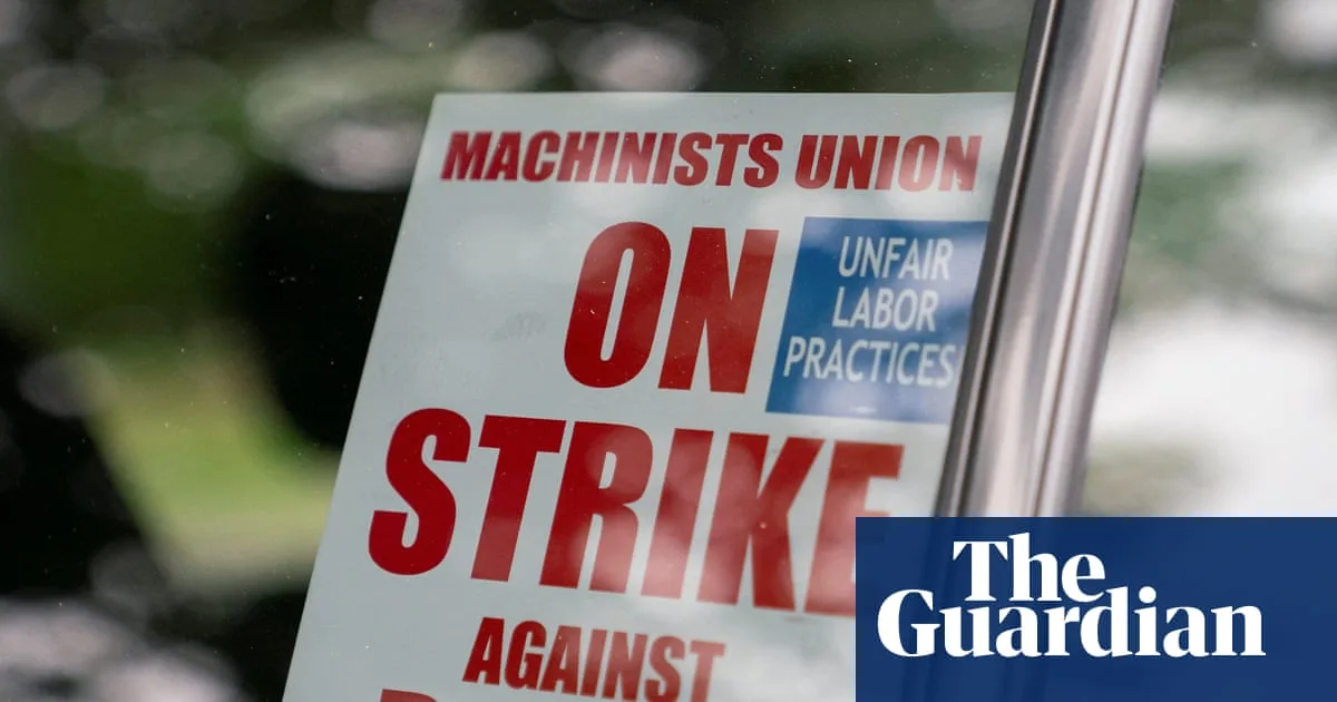 Boeing Defence Workers Strike in St Louis Over Pay Dispute