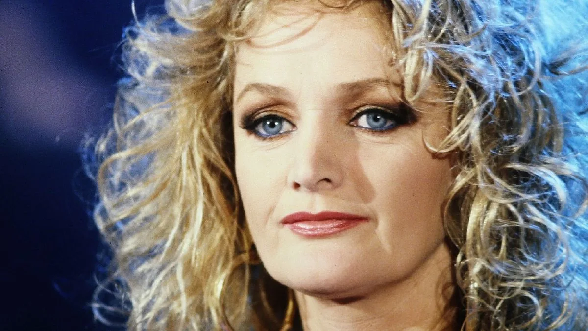 Bonnie Tyler 'Seriously Ill But Stable' as Family Dismisses 'Friend's' Comments