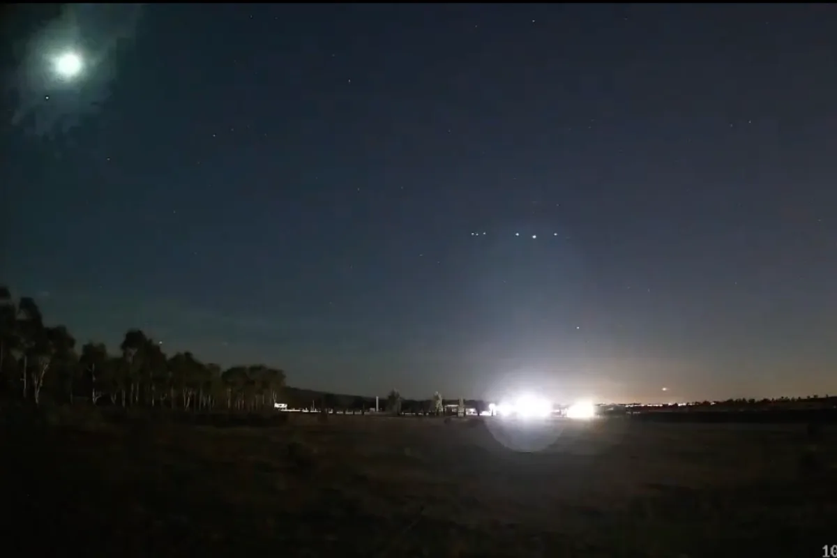 Meteor Fireball and Sonic Boom Stun Residents in Victoria, Australia